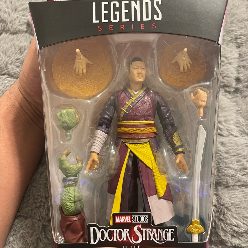 Marvel Legend Wong